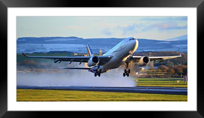 UK`s Air Force One Framed Mounted Print by Allan Durward Photography