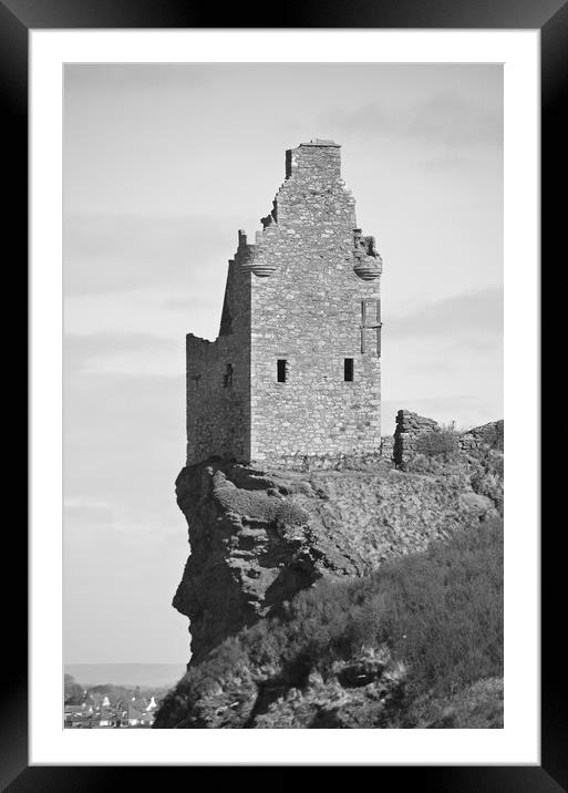 Greenan face outline on cliff Framed Mounted Print by Allan Durward Photography