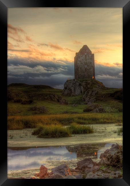 Smailholm Tower Framed Print by Gavin Liddle