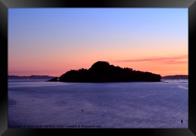 Tranquil Island Sunset Framed Print by Jesus Martínez