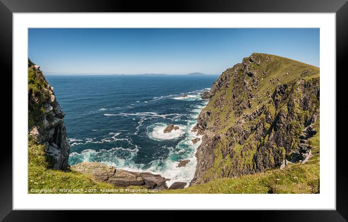 Bray Head and the Atlantic ocean on Valentia island, Ireland Framed Mounted Print by Frank Bach