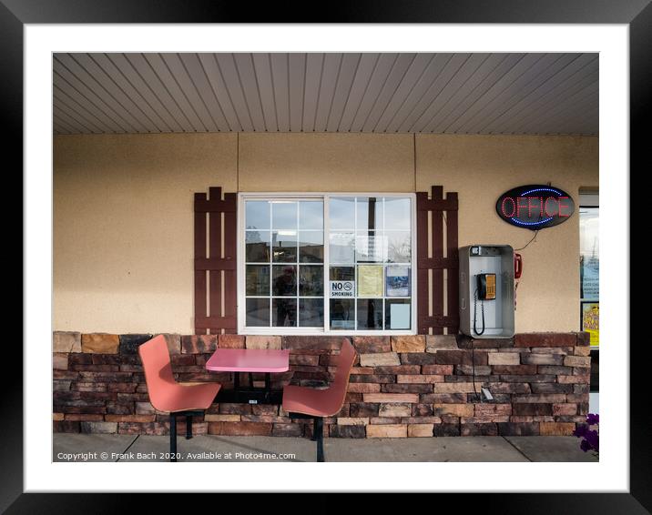 Place to eat outside a small shop in Cannonville near Bryce, Utah Framed Mounted Print by Frank Bach