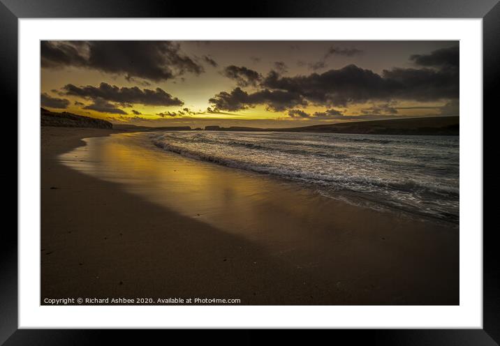 Golden reflections at St Ninian's beach, Shetland Framed Mounted Print by Richard Ashbee