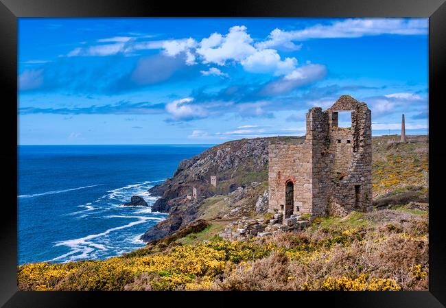 Crown Engine Houses at Botallack Mine, Cornwall Framed Print by Tracey Turner