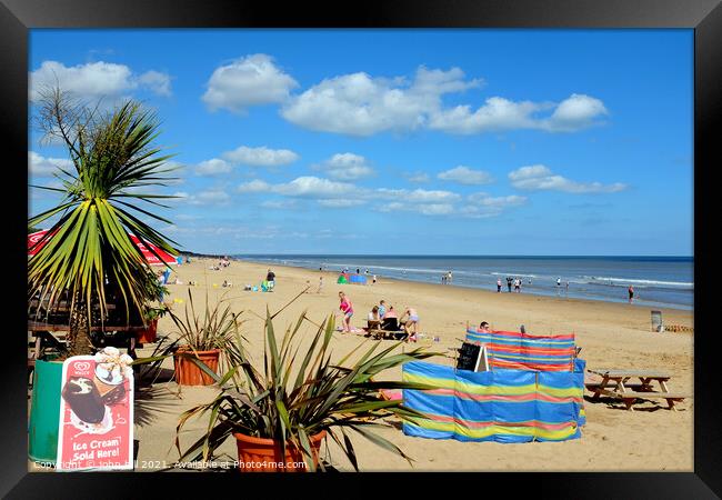 Mablethorpe, Lincolnshire. Framed Print by john hill