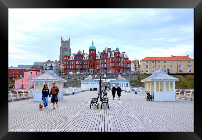 Cromer town and Pier. Framed Print by john hill