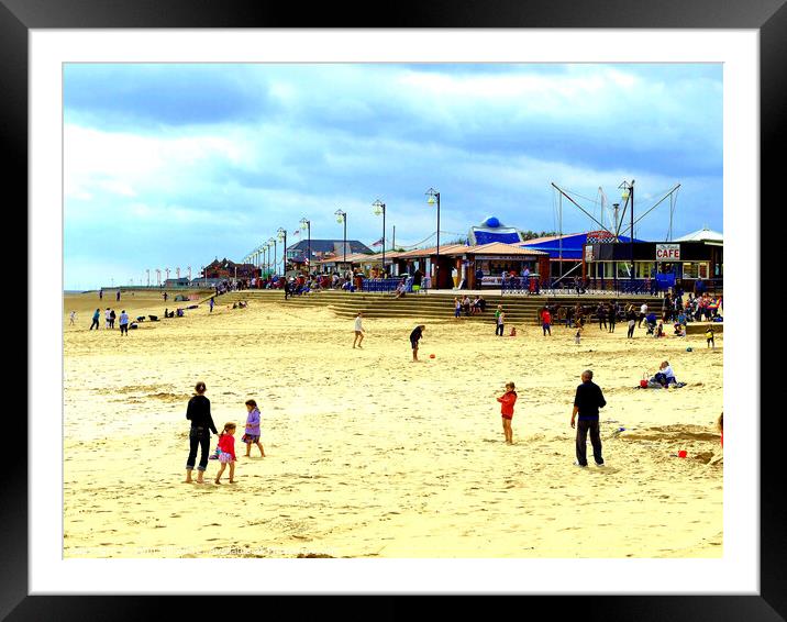 Mablethorpe beach, Lincolnshire. Framed Mounted Print by john hill