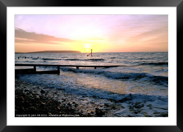 Sunrise at Shanklin, Isle of Wight. Framed Mounted Print by john hill