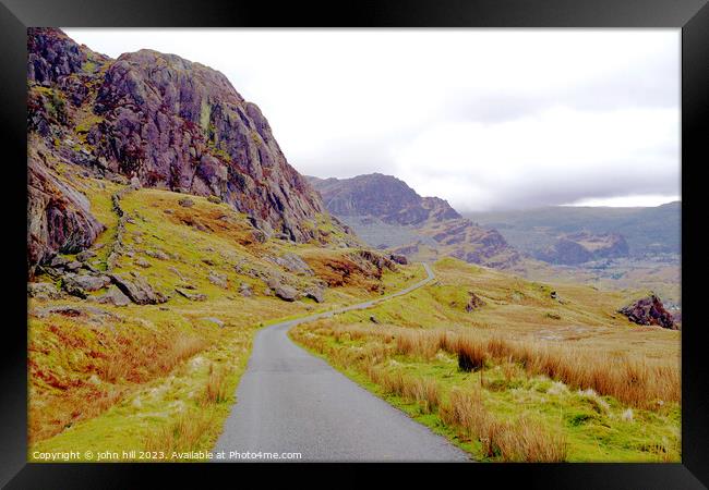 Road to the Sewlan dam, Festiniog, Wales Framed Print by john hill