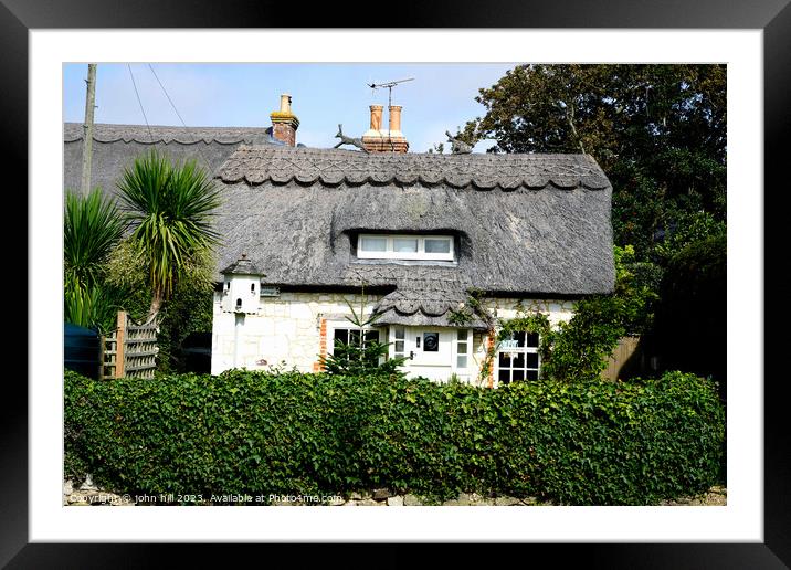 Brighstone thatched cottages, Isle of Wight Framed Mounted Print by john hill