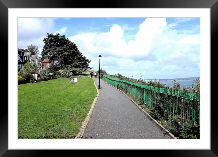 Tourists walking the cliff path at Keet's green in Shanklin Ise of Wight Framed Mounted Print by john hill