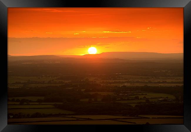  Sunset at Devils Dyke, Sussex Framed Print by Eddie Howland