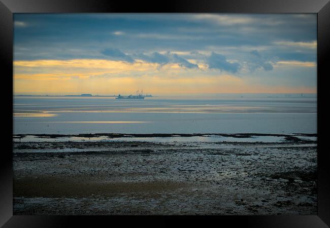 Evening on the Thames estuary from Thorpe Bay,Essex, looking towards Kent coastline Framed Print by Peter Bolton