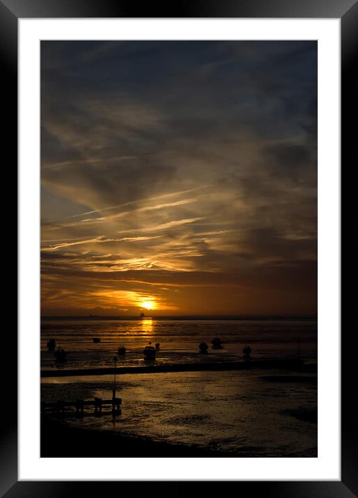 A fine sunset in portrait format at Westcliff on Sea, Essex, UK. Framed Mounted Print by Peter Bolton
