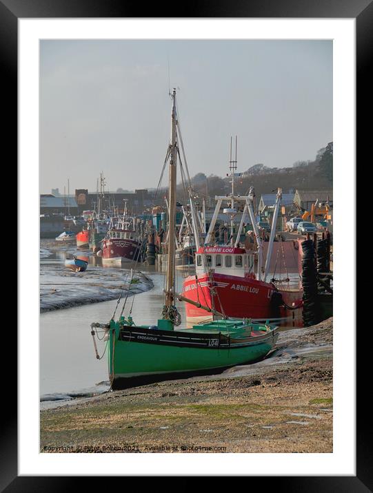 Old Leigh, Leigh on Sea, Thames Estuary, Essex, UK. Framed Mounted Print by Peter Bolton