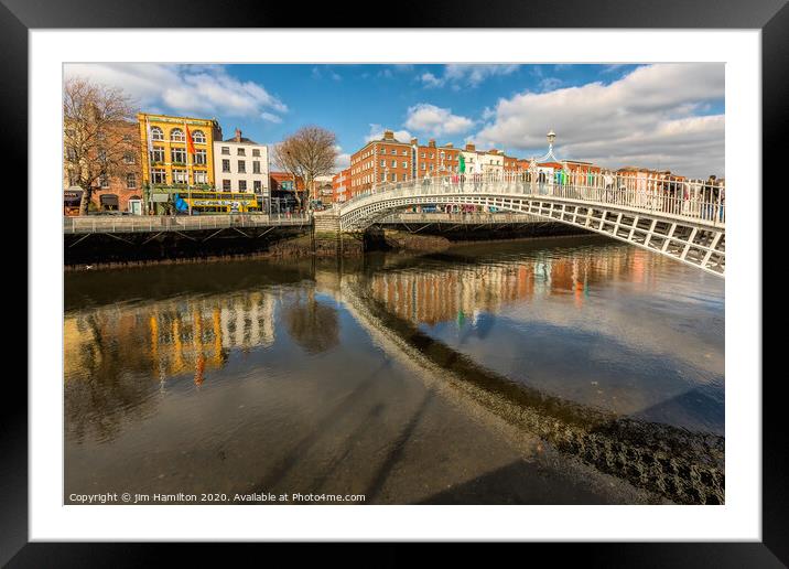 Ha'Penny bridge, Dublin Framed Mounted Print by jim Hamilton