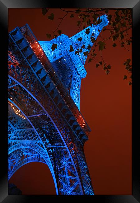 Eiffel tower at night Framed Print by Simon Case