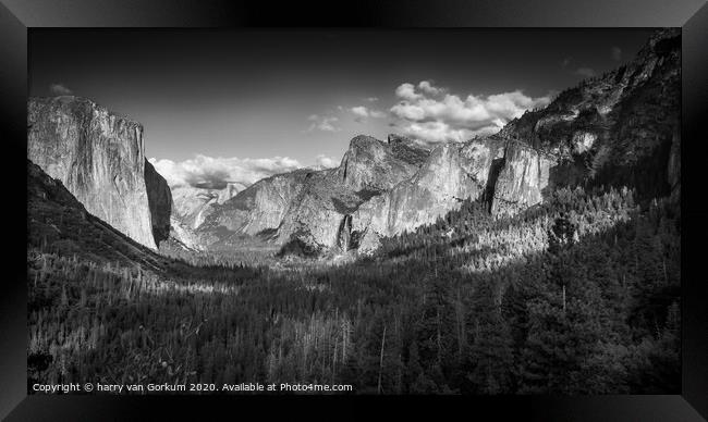 Yosemite Valley in black and white Framed Print by harry van Gorkum