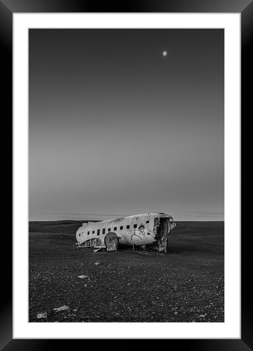 The Wreck Framed Mounted Print by Lesley Moran