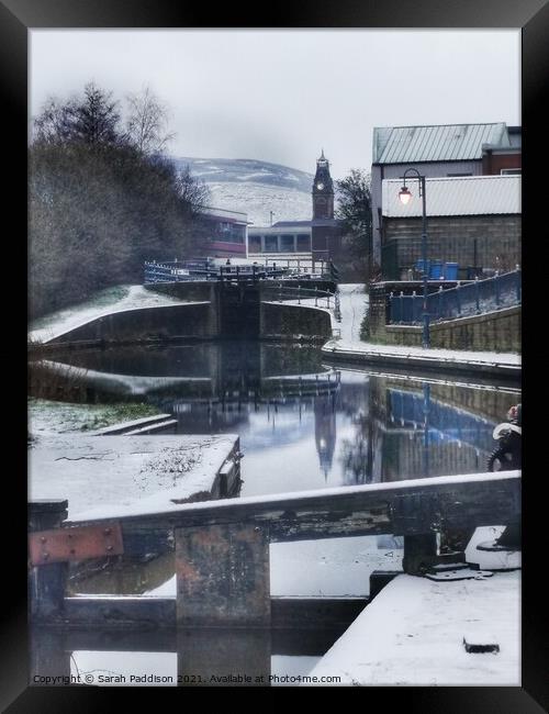 Stalybridge reflecting in the Canal Framed Print by Sarah Paddison