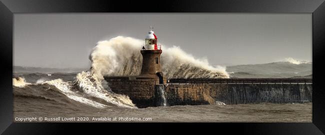 Window cleaning wave. Framed Print by Russell Lovett