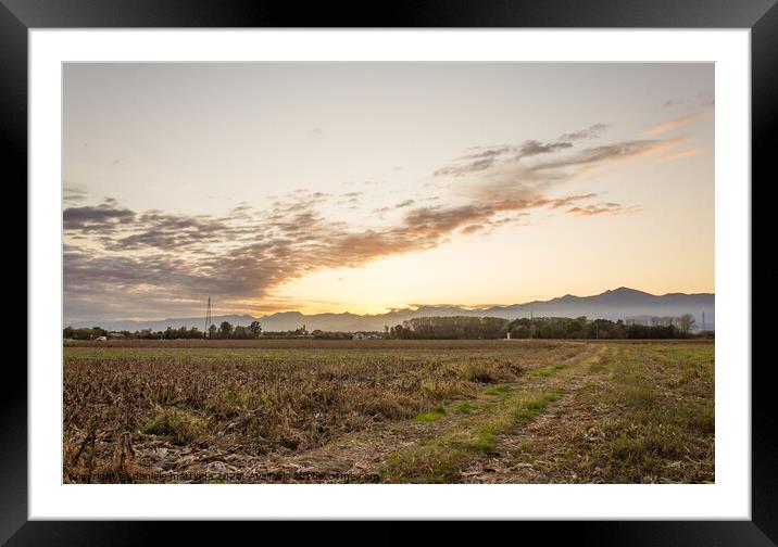 a rectilinear cloud Framed Mounted Print by daniele mattioda