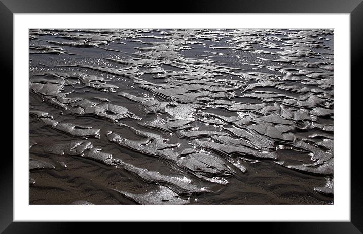 SPARKLES IN THE SAND Framed Mounted Print by Mal Taylor Photography