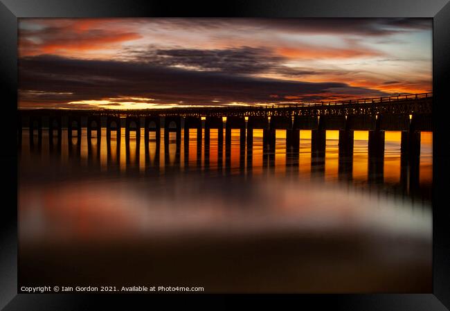 Golden Glow Tay Rail Bridge Dundee at Sunset Framed Print by Iain Gordon