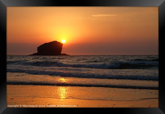 Golden sunset, seascape Portreath Beach, Cornwall, Framed Print by Rika Hodgson