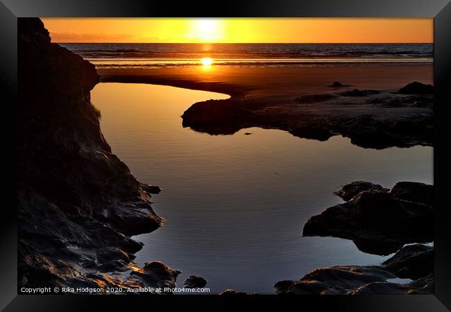 Golden Puddle, The Bluff, Hayle, Cornwall, England Framed Print by Rika Hodgson