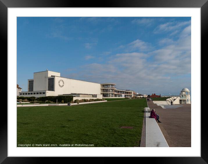 De La Warr Pavillion 2021 Framed Mounted Print by Mark Ward