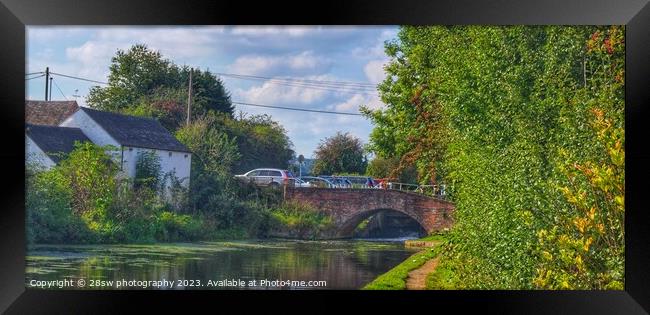 Calm by The Erewash. Framed Print by 28sw photography