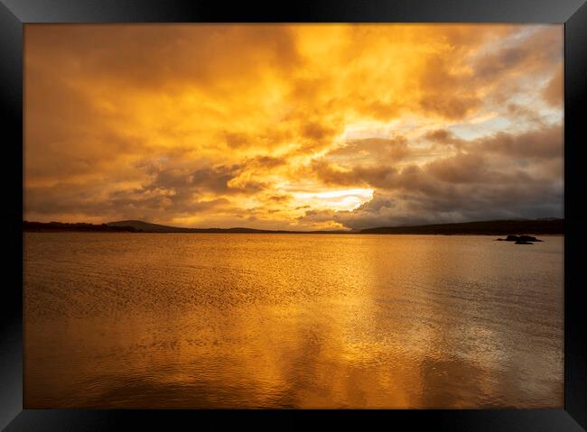 Photography with a cloudy sunrise in the rope reservoir of the well of Soria Framed Print by Vicen Photo