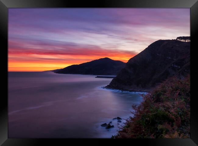 Photography with a beautiful and calm multicolored sunset by the sea Framed Print by Vicen Photo