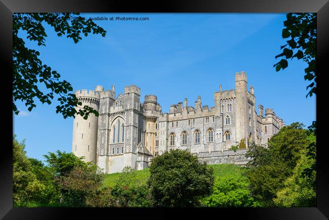 Arundel Castle in West Sussex Framed Print by Geoff Smith