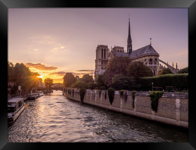 Notre Dame de Paris Framed Print by Jeff Whyte