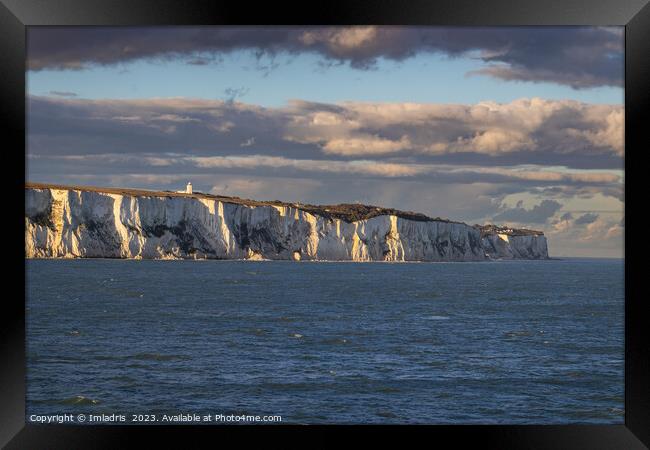 Famous White Cliffs of Dover, UK Framed Print by Imladris 