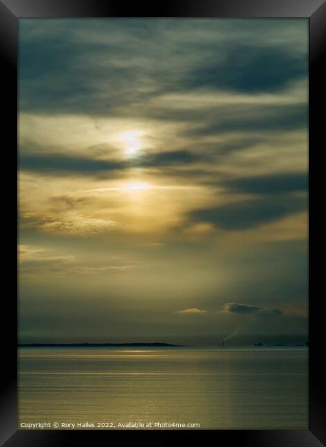 Sunset over the Bristol channel Framed Print by Rory Hailes