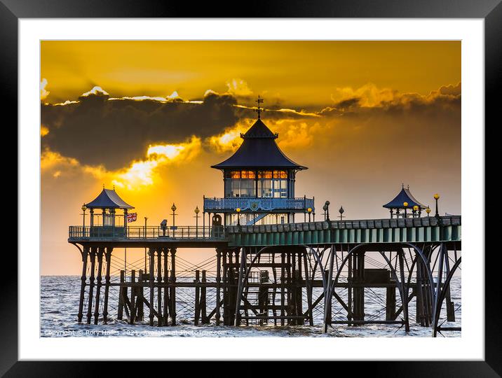 Clevedon Pier head at Sunset Framed Mounted Print by Rory Hailes