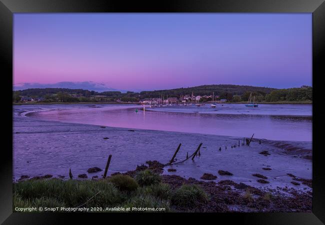 Twilight over an estuary at low tide at Kirkcudbright Harbour southern Scotland. Framed Print by SnapT Photography
