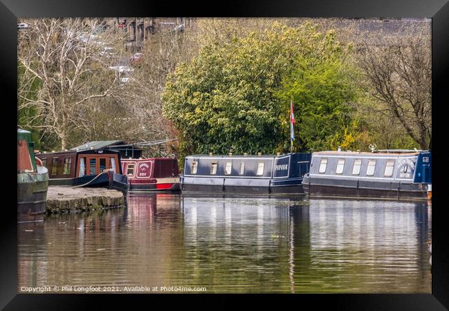 Leeds Liverpool Canal Skipton Framed Print by Phil Longfoot