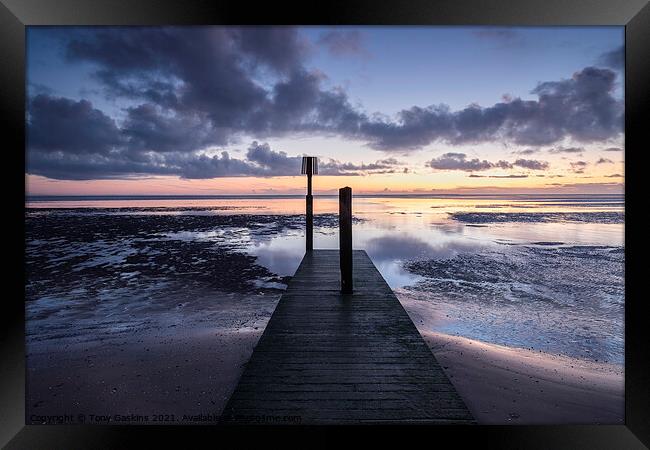 Sunrise, Cleethorpes, North East Lincolnshire Framed Print by Tony Gaskins