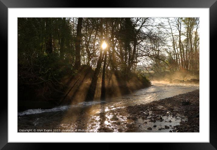 Sunrays across the river. Framed Mounted Print by Glyn Evans