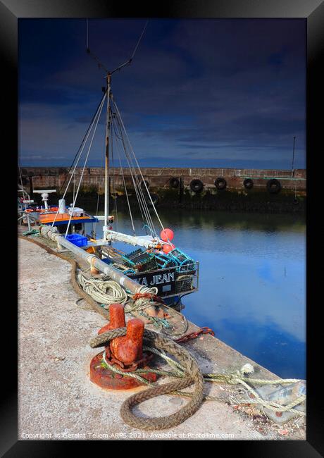 Fishing boat, John o'Groats Harbour, Caithness, Scotland Framed Print by Geraint Tellem ARPS