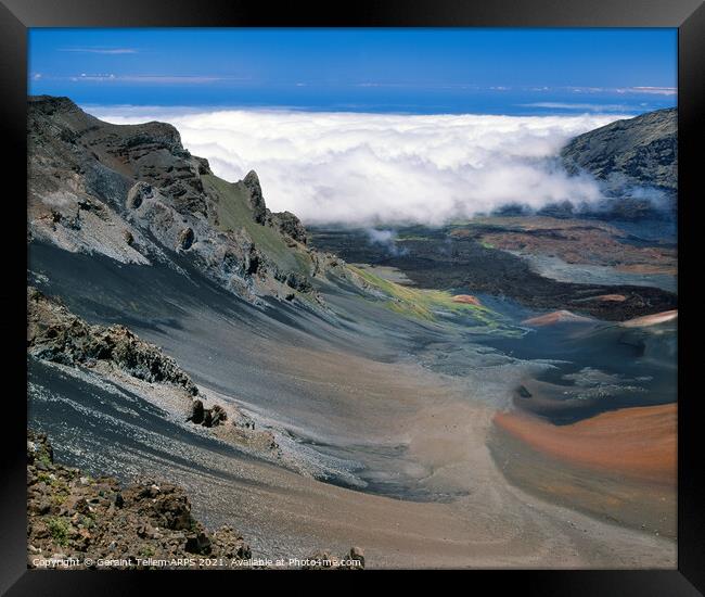 Haleakala volcanic crater, Maui, Hawaii Framed Print by Geraint Tellem ARPS