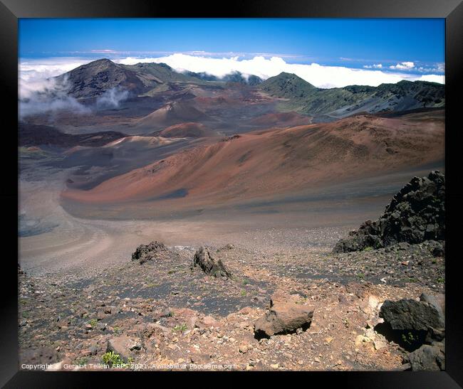 Haleakala volcanic crater, Maui, Hawaii, USA Framed Print by Geraint Tellem ARPS