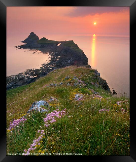 Worms Head at sunset, Rhossili, Gower, South Wales, UK Framed Print by Geraint Tellem ARPS