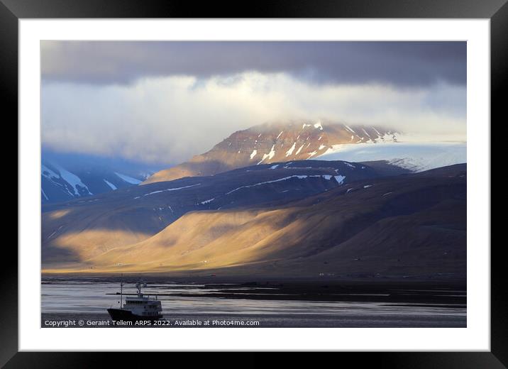 Mountains and glaciers near Longyearbyen, Spittsbergen, Svalbard, Norway Framed Mounted Print by Geraint Tellem ARPS