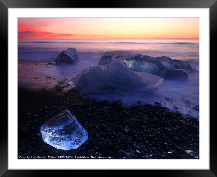 Iceberg, Diamond beach (Breiðamerkursandur) at sun Framed Mounted Print by Geraint Tellem ARPS