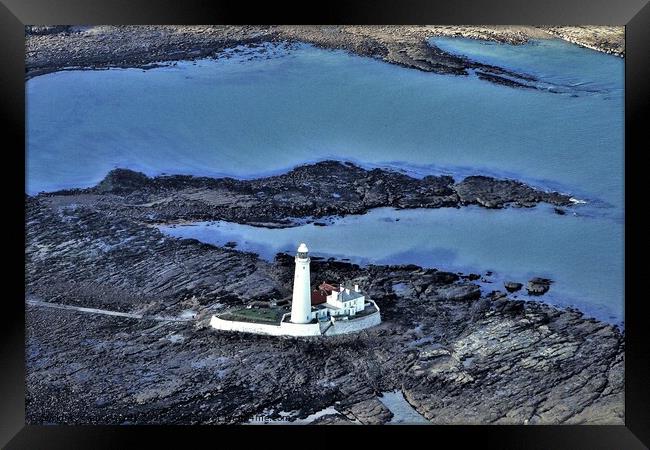 St Marys Lighthouse Whitley Bay. Framed Print by mick vardy